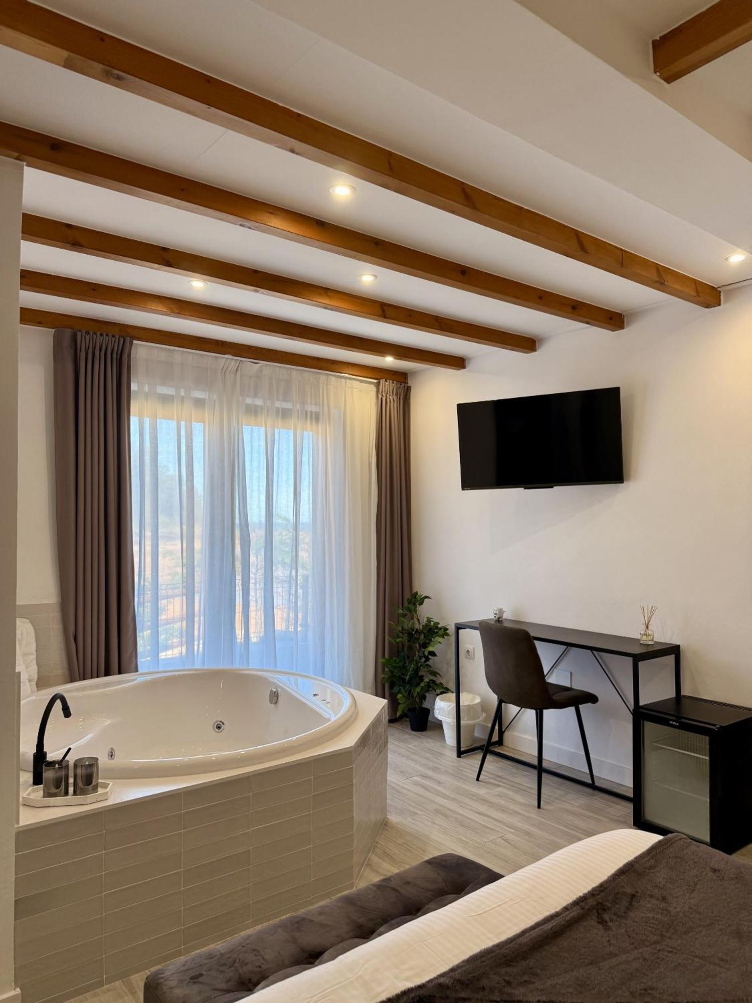 Hotel Sanmar โกเบรเซส ห้อง รูปภาพ